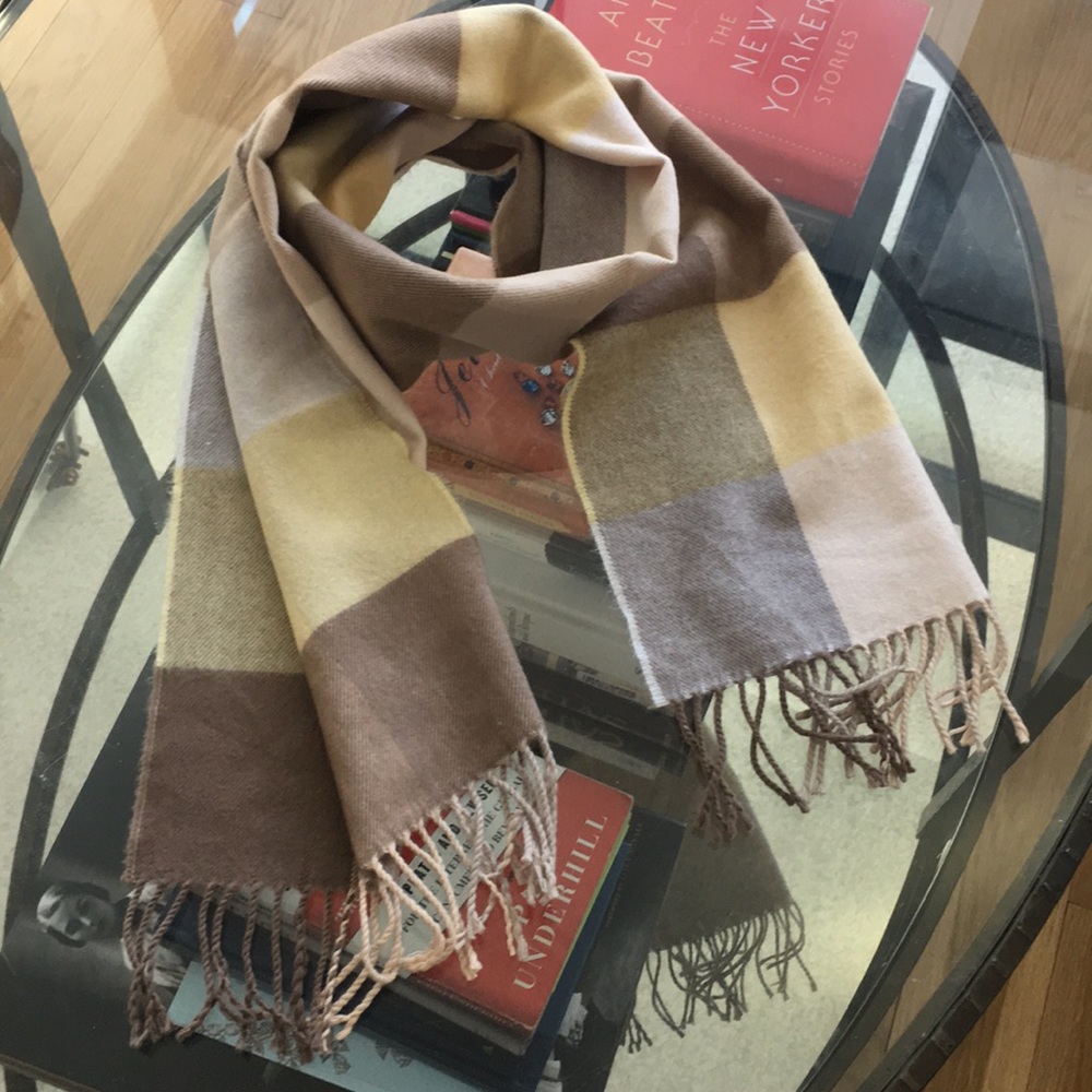 Cashmere scarf